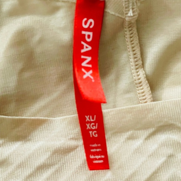 SPANX Other - SPANX Invisible Open-Bust bodysuit